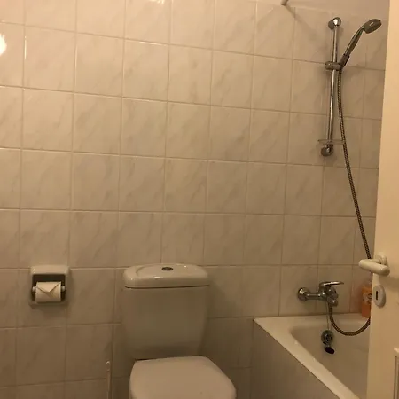 Regina Gardens - Modern 2 Bed Maisonette * Paphos