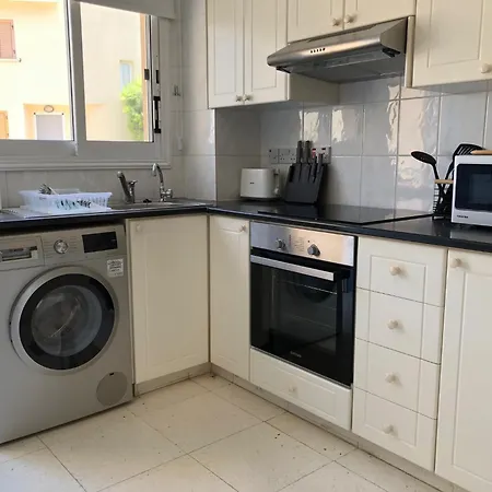 Holiday home Regina Gardens - Modern 2 Bed Maisonette *